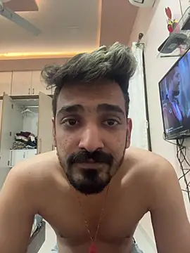 Snapshot of hornyguy271192 chatting on 12/18/25, 05:41 hornyguy271192 online show from 12/18/25, 05:41