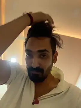 Snapshot of hornyguy271192 chatting on 02/05/26, 06:01 hornyguy271192 online show from 02/05/26, 06:01