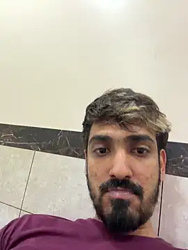 Snapshot of hornyguy271192 chatting on 02/23/26, 03:15 hornyguy271192 online show from 02/23/26, 03:15