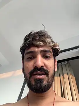 Snapshot of hornyguy271192 chatting on 03/03/26, 12:22 hornyguy271192 online show from 03/03/26, 12:22