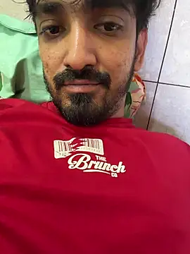 Snapshot of hornyguy271192 chatting on 03/08/26, 02:04 hornyguy271192 online show from 03/08/26, 02:04