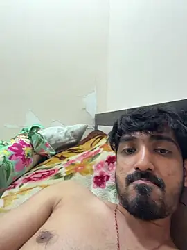 Snapshot of hornyguy271192 chatting on 03/08/26, 02:10 hornyguy271192 online show from 03/08/26, 02:10