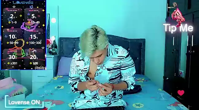 Liamscott  online show from 02/19/25, 04:12