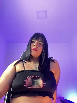 JulianaCastillo online show from 03/12/25, 08:08