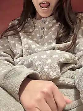 Snapshot of rossana99_ chatting on 12/28/24, 03:15 rossana99 online show from 12/28/24, 03:15