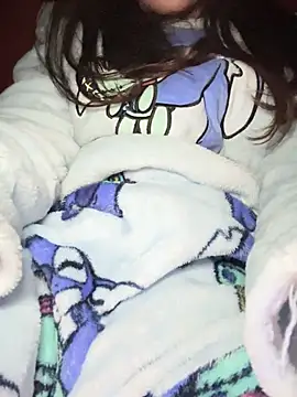 Snapshot of rossana99_ chatting on 12/29/24, 06:27 rossana99 online show from 12/29/24, 06:27