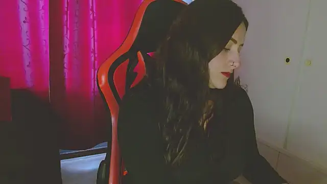 Noamartin  online show from 03/22/25, 10:37