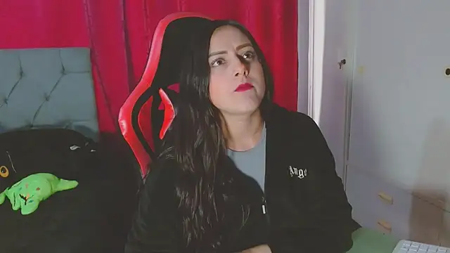 Noamartin  online show from 02/03/26, 10:48