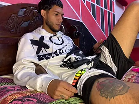 tanned boy online show from 03/28/26, 03:55