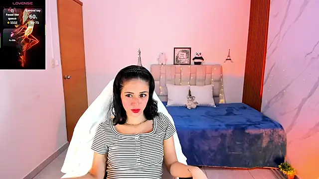 Snapshot of HannaSexyy chatting on 07/26/26, 01:25 HannaSexyy online show from 07/26/26, 01:25