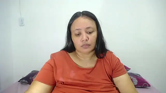 Snapshot of CrushOnMe_ chatting on 07/17/26, 03:13 CrushOnMe online show from 07/17/26, 03:13