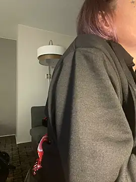 renegade vyxxen online show from 12/20/24, 05:47