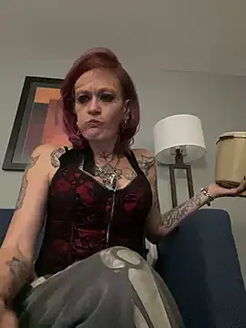 renegade vyxxen online show from 02/11/25, 08:48