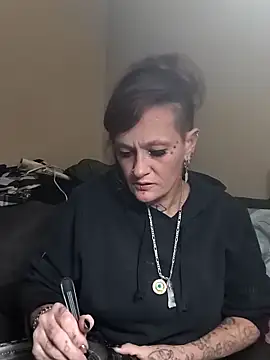 renegade vyxxen online show from 12/03/25, 09:07