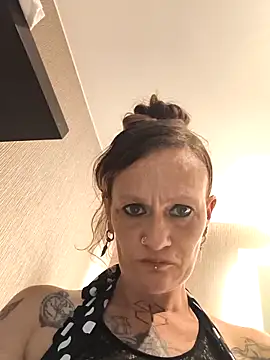 renegade vyxxen online show from 03/25/26, 01:55