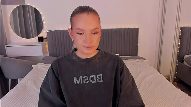 CassieRayss online show from 01/09/26, 09:56