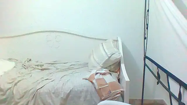 Yeye25199 online show from 01/18/25, 06:34