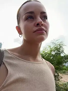 AngelinaTeller online show from 04/17/26, 12:35