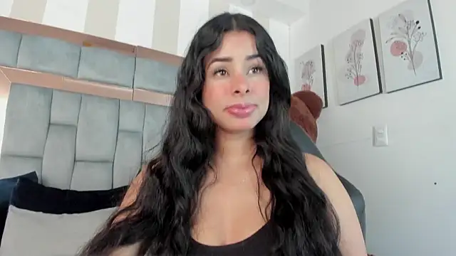 emma castilloo online show from 01/31/26, 09:46