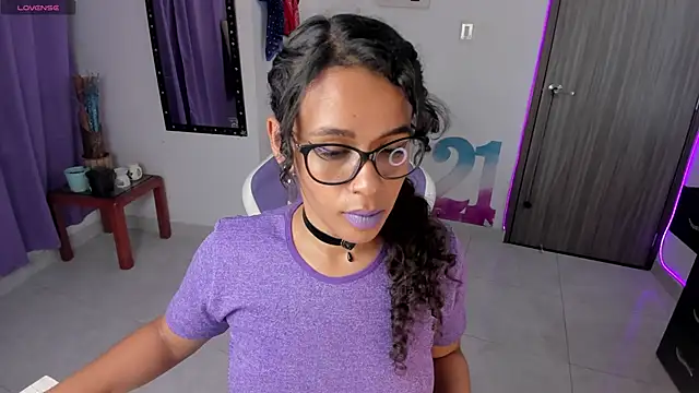 Lips SaraSofia2 online show from 02/06/25, 01:49