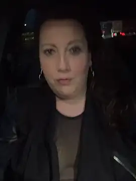 Snapshot of xsexycurvymilf chatting on 02/14/25, 05:14 xsexycurvymilf online show from 02/14/25, 05:14