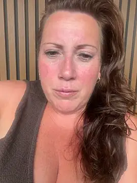 xsexycurvymilf online show from 07/13/26, 07:05