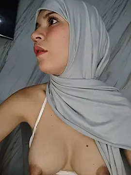 hanaa 18 online show from 02/15/26, 08:35