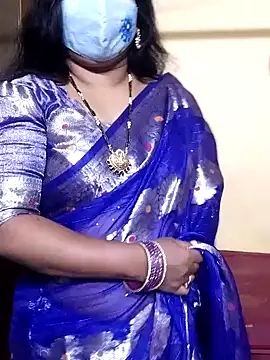 Snapshot of Susma-Telugu chatting on 12/04/24, 05:44 Susma-Telugu online show from 12/04/24, 05:44