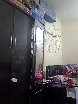 Snapshot of _Redwine_ chatting on 01/30/25, 12:06 Redwine online show from 01/30/25, 12:06