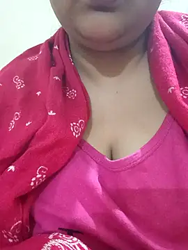 Snapshot of _Redwine_ chatting on 02/06/25, 02:37 Redwine online show from 02/06/25, 02:37