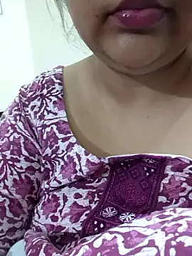 Snapshot of _Redwine_ chatting on 02/25/25, 08:41 Redwine online show from 02/25/25, 08:41