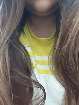 Snapshot of _Redwine_ chatting on 03/04/25, 01:34 Redwine online show from 03/04/25, 01:34