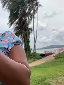 Dellah26 online show from 03/18/25, 09:20