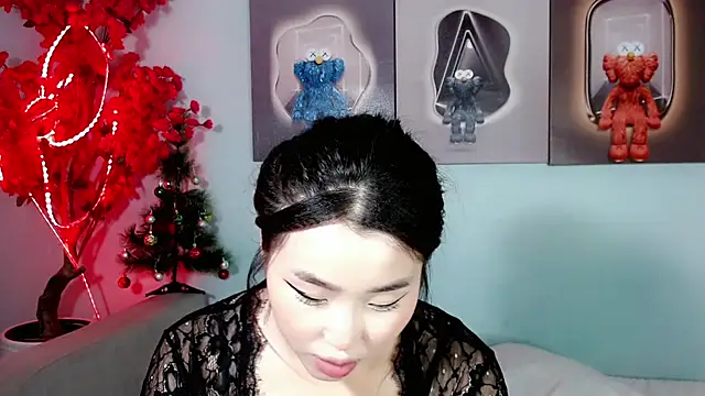 Snapshot of ichiben chatting on 12/28/24, 01:28 ichiben online show from 12/28/24, 01:28