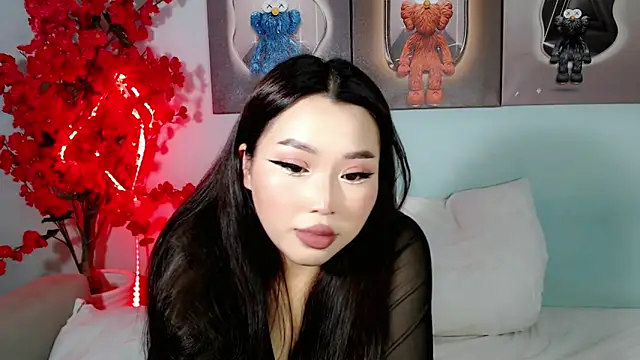 Snapshot of ichiben chatting on 10/08/25, 12:30 ichiben online show from 10/08/25, 12:30