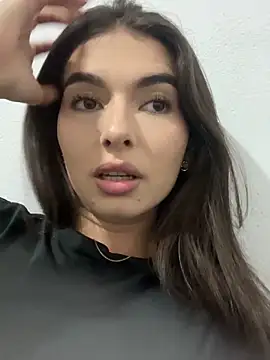 Coralinee 01 online show from 02/21/26, 01:28