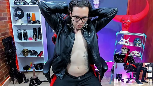 Snapshot of daven56 chatting on 03/06/26, 03:30 daven56 online show from 03/06/26, 03:30