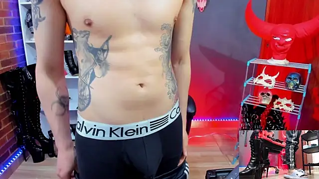 Snapshot of daven56 chatting on 03/19/26, 01:04 daven56 online show from 03/19/26, 01:04