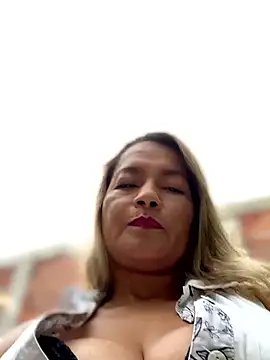 Snapshot of Jlo_69 chatting on 12/10/24, 09:33 Jlo 69 online show from 12/10/24, 09:33