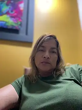 Snapshot of Jlo_69 chatting on 02/18/25, 12:37 Jlo 69 online show from 02/18/25, 12:37