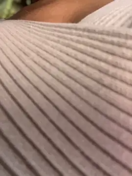 Snapshot of Jlo_69 chatting on 02/19/25, 08:41 Jlo 69 online show from 02/19/25, 08:41