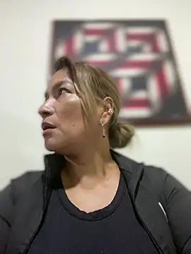 Snapshot of Jlo_69 chatting on 03/13/25, 12:59 Jlo 69 online show from 03/13/25, 12:59