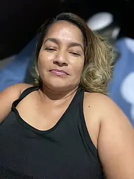 Snapshot of Jlo_69 chatting on 03/23/25, 04:49 Jlo 69 online show from 03/23/25, 04:49