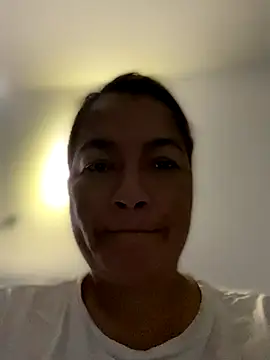 Snapshot of Jlo_69 chatting on 10/20/25, 10:49 Jlo 69 online show from 10/20/25, 10:49