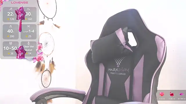 Amara18  online show from 11/20/25, 10:42