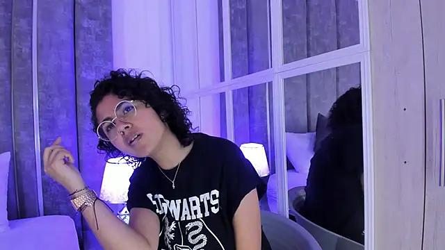 Snapshot of Amareto_ chatting on 02/20/25, 02:46 Amareto online show from 02/20/25, 02:46