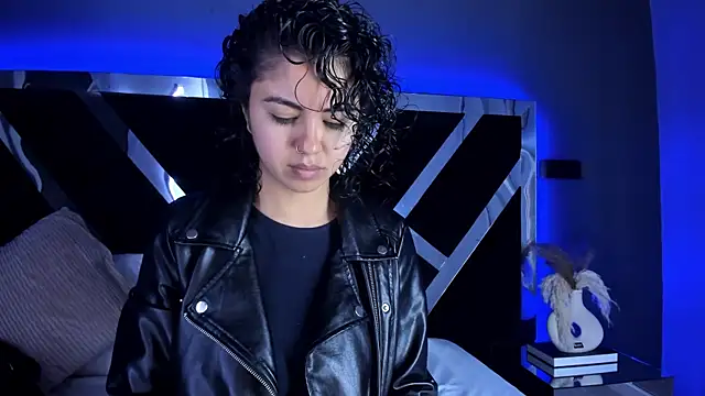 Snapshot of Amareto_ chatting on 03/03/25, 11:11 Amareto online show from 03/03/25, 11:11