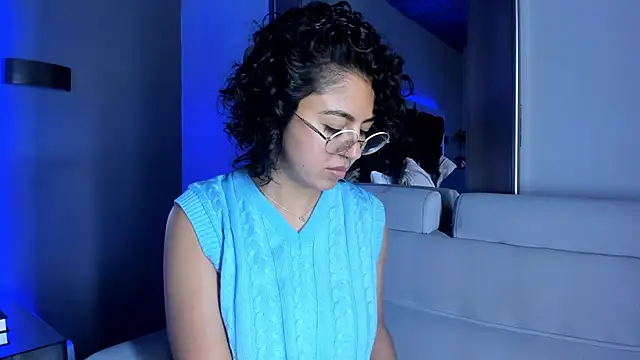 Snapshot of Amareto_ chatting on 03/03/25, 02:15 Amareto online show from 03/03/25, 02:15