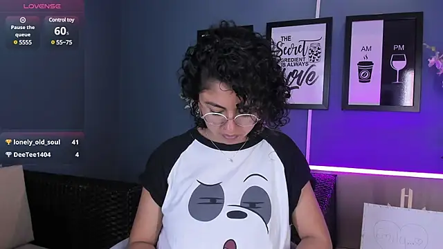 Snapshot of Amareto_ chatting on 03/04/25, 02:42 Amareto online show from 03/04/25, 02:42