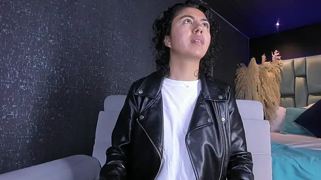 Snapshot of Amareto_ chatting on 03/06/25, 10:09 Amareto online show from 03/06/25, 10:09